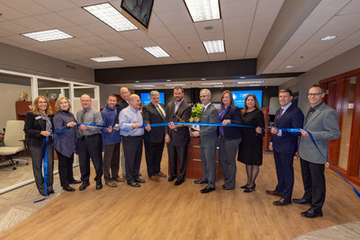 On February 28, Landmark Credit Union held a ribbon cutting ceremony for the credit union's new branch in Franklin, WI. The ribbon cutting was attended by State Representative Ken Skowronski (R-Franklin), Franklin Mayor Steve Olson, city dignitaries, community business leaders and Landmark team members.