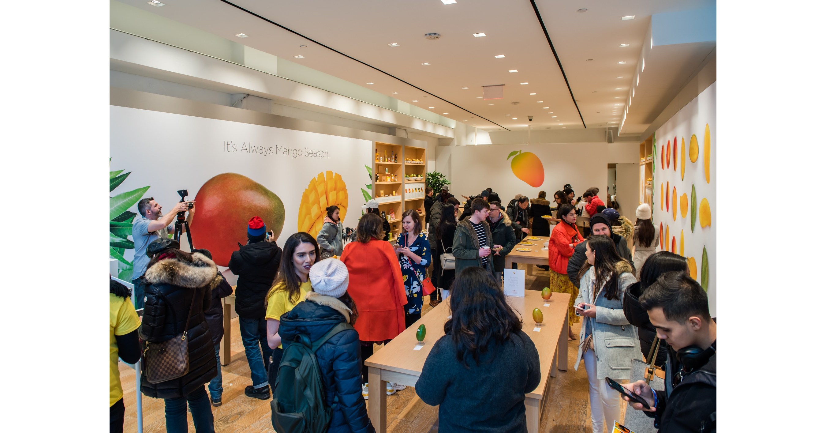 National Mango Board's "The Mango Store" Popped Into New York To Remind