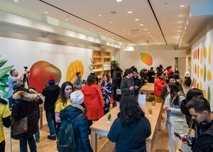 National Mango Board's "The Mango Store" Popped Into New York To Remind Everyone That Even One Bite Can Brighten A Blustery Winter Day