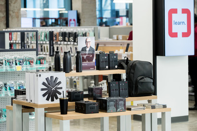 Staples Canada has launched a new collaboration with design powerhouse and champion of entrepreneurs Joe Mimran to bring a newly curated assortment of office and tech products to its stores – delivering an unexpected mix to bring style and function to workspaces. (CNW Group/Staples Canada ULC)
