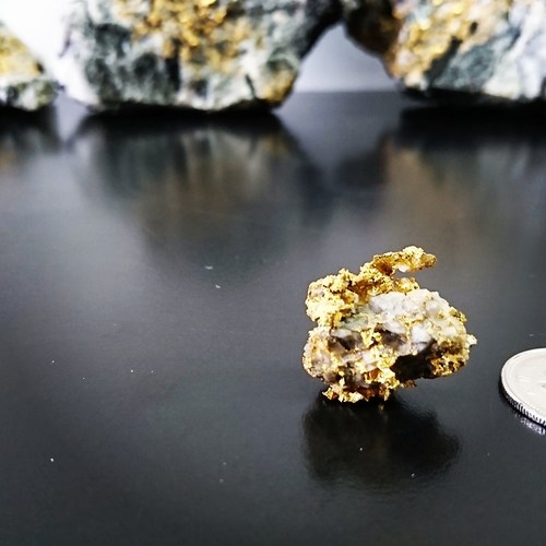 Monarch Gold Intersects 24.40 g/t Au Over 2.0 Metres, Including 93.80 g/t Au Over 0.5 Metres, at its McKenzie Break Gold Project (CNW Group/Monarch Gold Corporation)