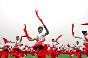 Xi'an organiza el segundo festival de agricultores para promover el desarrollo agrícola en China