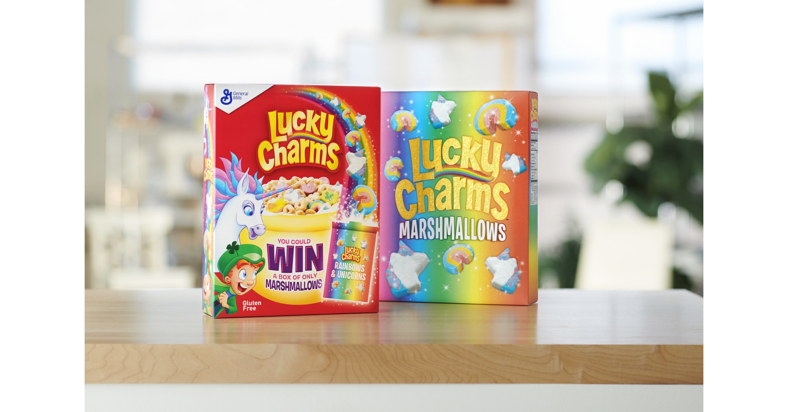 lucky charms cereal box