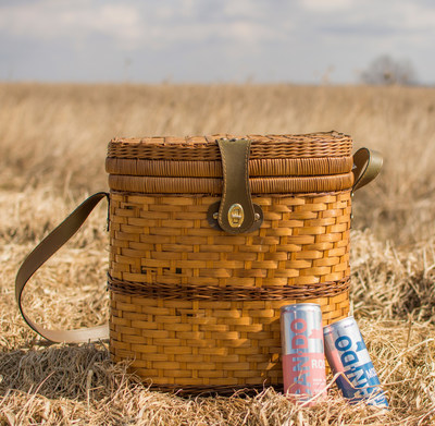 Perfect for a picnic - Can Do canned wines from New York. "Enjoy with a life well lived." We Can, You Can. Can-Do