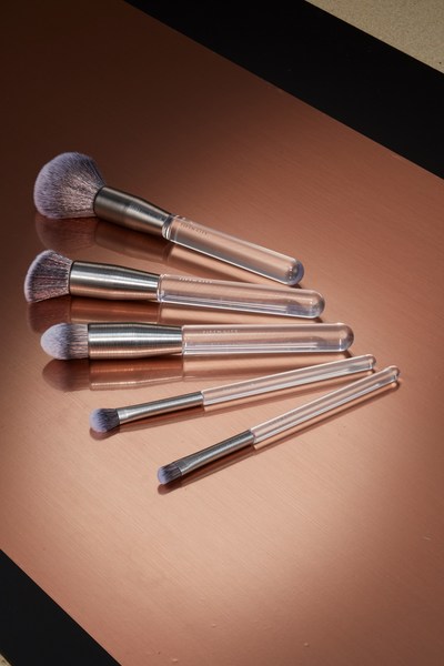 Saks OFF 5TH's exclusive FIFTH CITY brush set