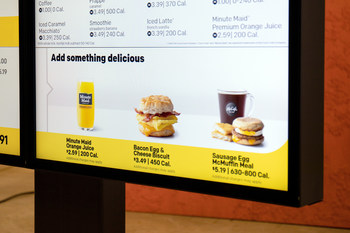With this technology, customers can have items that pair well with their existing order suggested as additions on the drive-thru digital menu board.