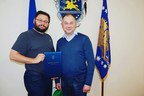 TIU Canada - Yurkovich Awarded by Nikopol Mayor