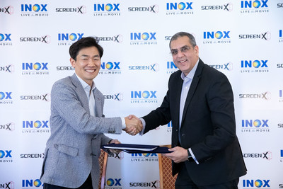 JongRyul Kim, CEO of CJ 4DPLEX (left) and Alok Tandon, Chief Executive Officer - INOX Leisure Ltd (right)