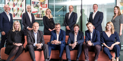 The Hanover executive committee with AVENIR GLOBAL’s International Managing Partner Ralph Sutton. (Left to right) back row: Jonty Summers, Michael Prescott, Katie Blower, Christian Hierholzer, Ian Chapman, Claire Sherry (Left to right) front row: Lorna Jennings, Andrew Harrison, Charles Lewington, Ralph Sutton, Gavin Megaw, Laura Roberts (CNW Group/Avenir Global)