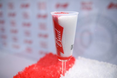 Budweiser collected and recycled the Red Light Cups that were disposed and used 50,000 of these cups to create an innovative, wear-resistant coloured coating for a new pitch measuring 65 x 42 metres that is sure to play host to many tense penalty shootouts in the future.