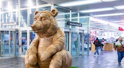 The Galeries du Palais Bear, a recycled cardboard work of art by artist Laurence Vallires. (CNW Group/Palais des congrs de Montral)