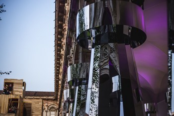 Polish glass icon KROSNO shines bright in Milan Exposition “Sacred Geometry” within the framework of Fuorisalone. (PRNewsfoto/KROSNO)