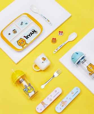 Products jointly developed by MINISO & Kakao Friends