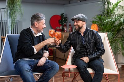 Sergio Gerasi and Tito Faraci discussing their graphic novel ‘Orange Chronicles’ celebrating 100 years of joyful connections sparked with Aperol (PRNewsfoto/Aperol)