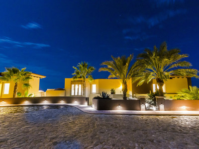This oceanside villa in Cabo San Lucas was sold by Platinum Luxury Auctions at a live auction on April 13th. The pending sale is reportedly well in excess of the highest sale price achieved within at least the past 14 months for the luxury community of Pedregal, in which the property is located. The sale was conducted in cooperation with Cabo-based listing brokerage Snell Real Estate, an Engel & Vlkers affiliate. Discover more at CaboLuxuryAuction.com.