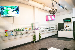 While Retail Pharmacies Add CBD, This Hemp Retailer in Minnesota is Making a Name for Itself in the Metro