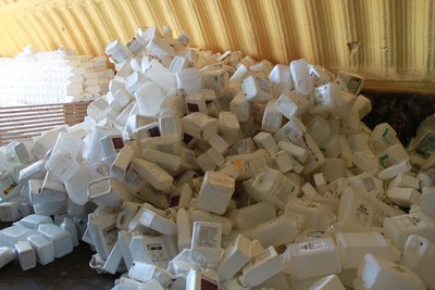 Ag plastic containers collected for recycling (CNW Group/CleanFARMS Inc.)