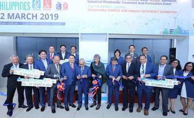Ms. Eliane van Doorn- Business Development Director of UBM (7th to the right) led the ribbon-cutting ceremony of Water Philippines 2019 and RE EE Philippines 2019. Also present are Dato Teo Yen Hua-Advisor of UBM Water Series (1st to the right); Prof. Christoph Menke-Advisor of UBM Energy Series (2nd); Mr. Erel Narida-President of REAP (4th); Atty. Vicente Joyas-President of PWWA (6th); and Mr. Alexander Ablaza-President of PE2 (11th).