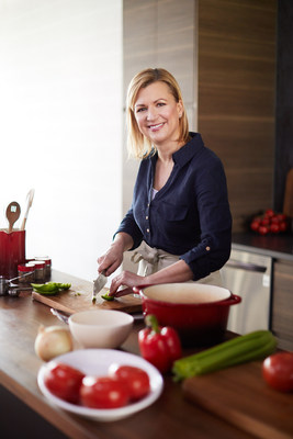 Pour promouvoir l'importance de cuisiner en famille, Anna Olson aidera les familles canadiennes  crer et  revivre de beaux souvenirs par l'entremise de la nourriture. (Groupe CNW/LG Electronics Canada)