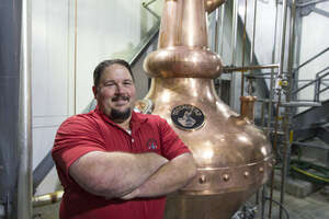 Michter's Brenner Dan McKee tritt Nachfolge seiner Mentorin Pamela Heilmann als Brennmeister von Michter's an