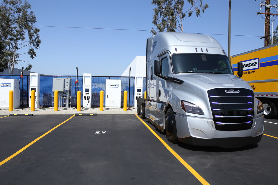 Penske Truck Leasing commercial heavy-duty electric vehicle charging station in La Mirada, CA.