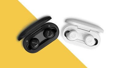 This picture shows EarFun's newest product - True Wireless Earbuds-EarFun Free. On the yellow and white background, there are two opened True Wireless Earbuds' charging cases, black and white, each with two earbuds, and the logo "earfun" is showing on each earbud.