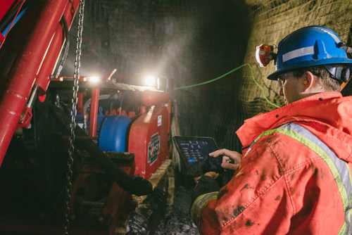 Ericsson and Ambra sign global contract to sell 5G-ready mining industry automation (CNW Group/Ericsson Canada)