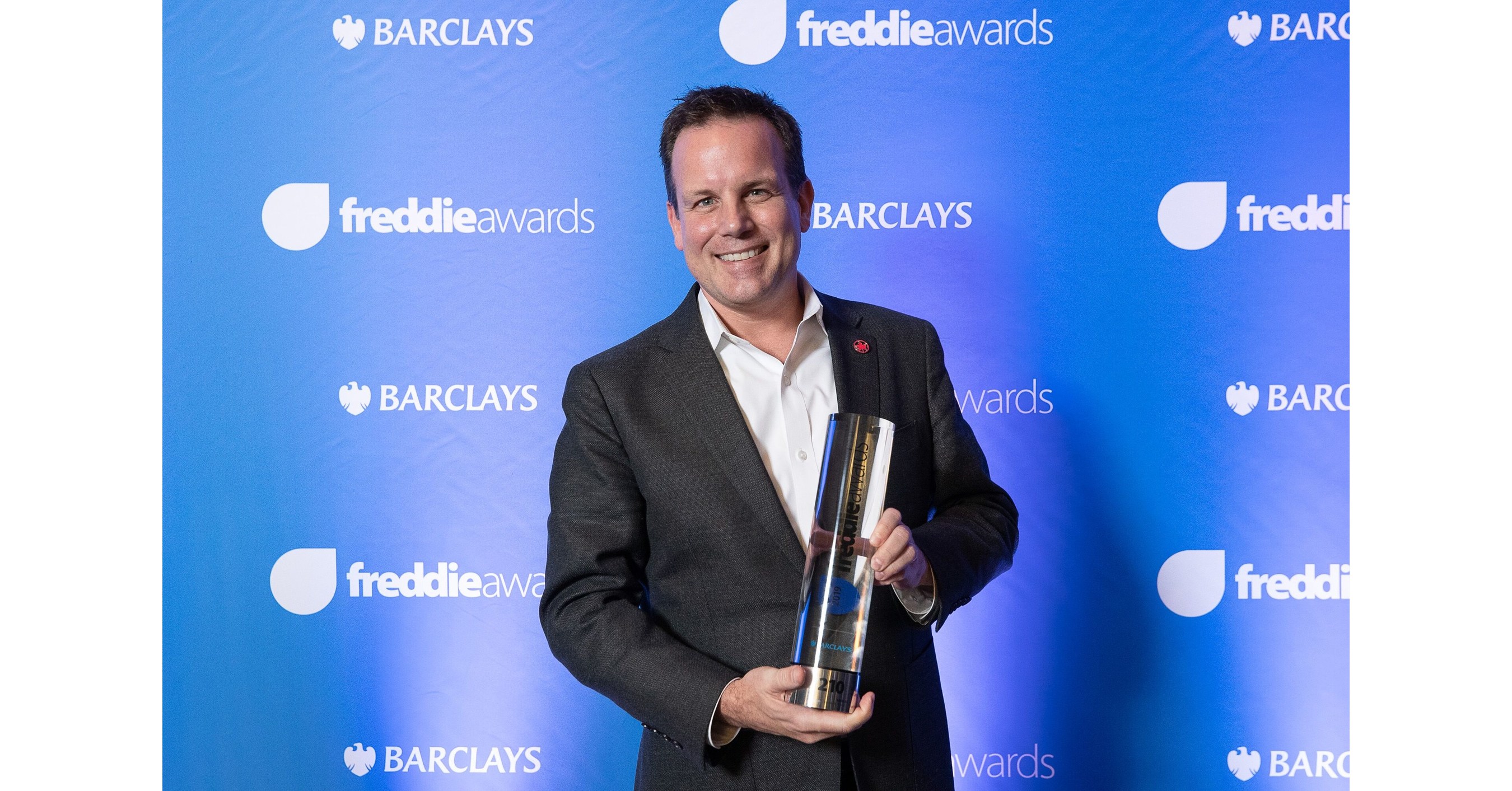 Un Prestigieux Prix Freddie D cern Aux Meilleurs Programmes Mondiaux 