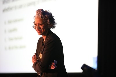 Gwendolyn Sykes – adjunct professor at American University, CFO of the U.S. Secret Service and former CFO of NASA and Yale University – keynoted the 7th annual Magnetar Team Challenge. Here, Gwendolyn led the ~300 student attendees through 15 Mag Money Quiz Show financial education questions.