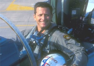 Former Navy Fighter Pilot Whiz Announced as Keynote Speaker at Salute to Troops Charity Celebration