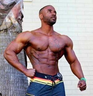 IFBB Pro Christopher Henderson signs with Mon Ethos Pro, according to President David Whitaker
