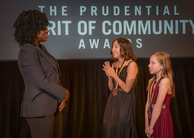 Award-winning actress Viola Davis congratulates Mia Herrera, 18, of Albuquerque (center) and Hannah Johnson, 11, of Angel Fire (right) on being named New Mexico's top two youth volunteers for 2019 by The Prudential Spirit of Community Awards. Mia and Hannah were honored at a ceremony on Sunday, May 5 at the Smithsonian's National Museum of Natural History, where they each received a $1,000 award.