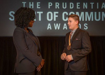 Award-winning actress Viola Davis congratulates Vance Tomasi, 13, of Tampa (right) on being named one of Florida's top two youth volunteers for 2019 by The Prudential Spirit of Community Awards. Vance was honored at a ceremony on Sunday, May 5 at the Smithsonian's National Museum of Natural History, where he received a $1,000 award. Florida’s other State Honoree, Stacey Gringauz, 17, of Parkland, was unable to attend Sunday’s event and was honored in absentia.