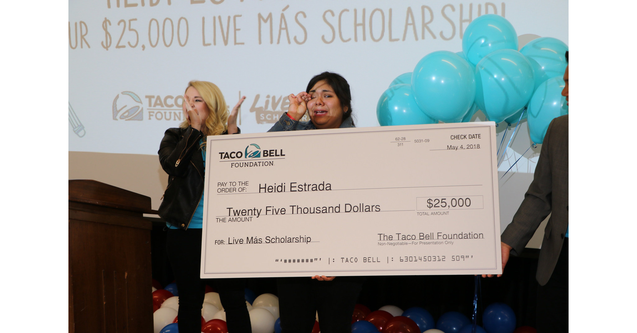Taco Bell Foundation Awards 4.6 Million in Live Más Scholarships in