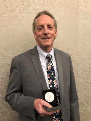 Milton L. Lee, Ph.D. received the prestigious 2019 Giorgio Nota Medal from the Italian Chemical Society yesterday afternoon during the 43rd annual International Symposium on Capillary Chromatography (ISCC), held this year in Fort Worth, Texas. Recipients of the Medal are recognized for significant achievement in capillary liquid chromatography. In connection with the Medal presentation, Dr. Lee also presented a lecture titled “Portable Capillary Liquid Chromatography” after the Medal ceremony.