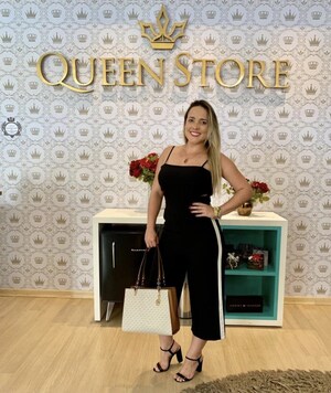 Natiele Lima na loja Queen Store em Catanduva