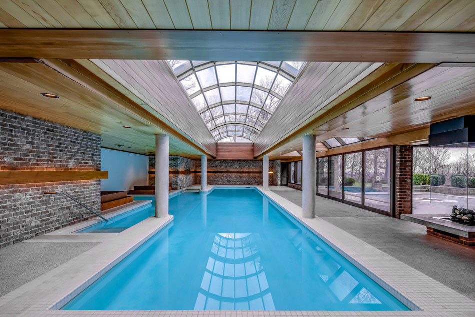 New Jersey Estate on 10 Private Acres Heads to Luxury Auction® May 18th