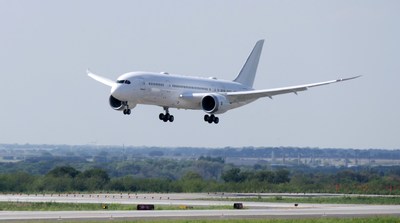 B787 coming in for landing.