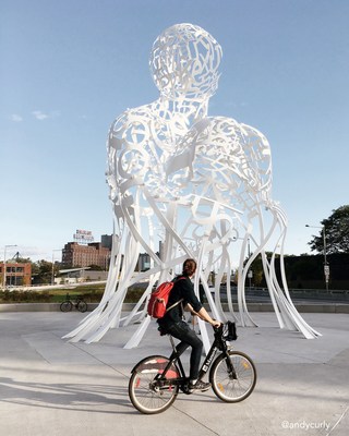 Free BIXI Sundays by Manulife are back. Photo by: @AndyCurly (CNW Group/BIXI Montréal)