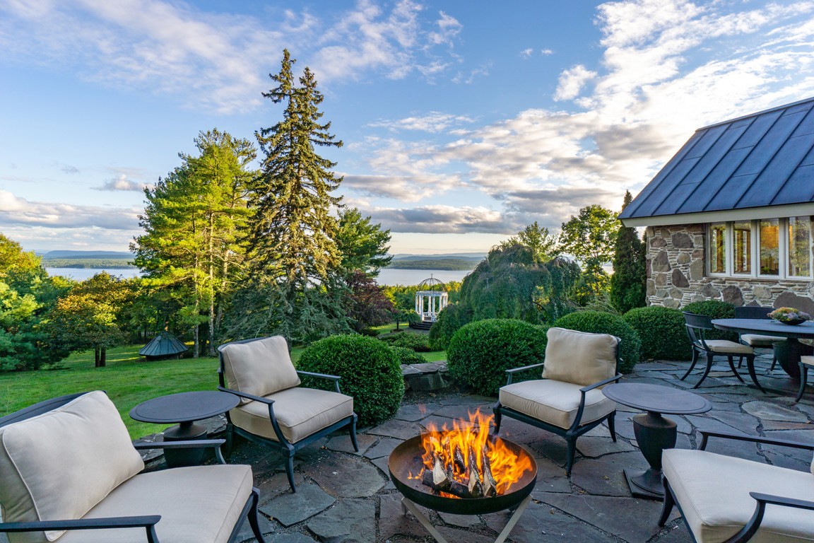 On June 1st The Luxurious Ashokan House In Woodstock Ny - 