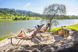 Lake Vilas Charm Hotel &amp; SPA, ganhador do prêmio Melhor Hotel para Romance da Condé Nast Johansens, surpreenderá aos casais com uma hospedagem memorável