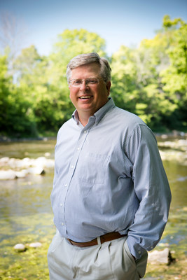 Larry Clemens along the Wabash River © Cristina Rutter