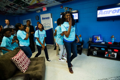 Aaron’s, Inc., a leading omnichannel provider of lease-purchase solutions, and its divisions Aaron's and Progressive Leasing, finished the 37th Keystone Club Makeover for Atlanta teens in May.  The freshly remodeled Keystone Teen Center at the Samuel L. Jones Boys & Girls Club, Boys & Girls Clubs of Metro Atlanta was completed with input from the teen members. Aaron’s associates and Club officials decorated and furnished the Club’s multipurpose space.