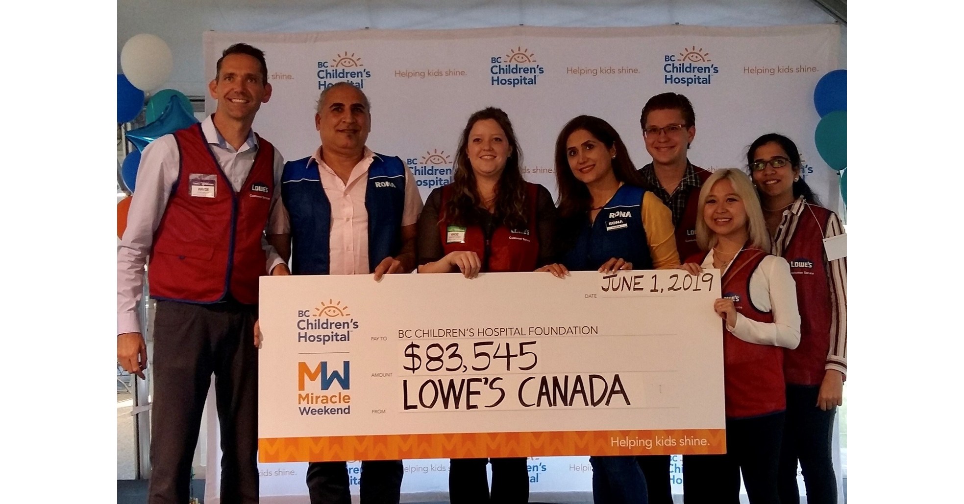 Lowe's Canada and its banners present 1,125,000 to Children's Miracle Network and Opération