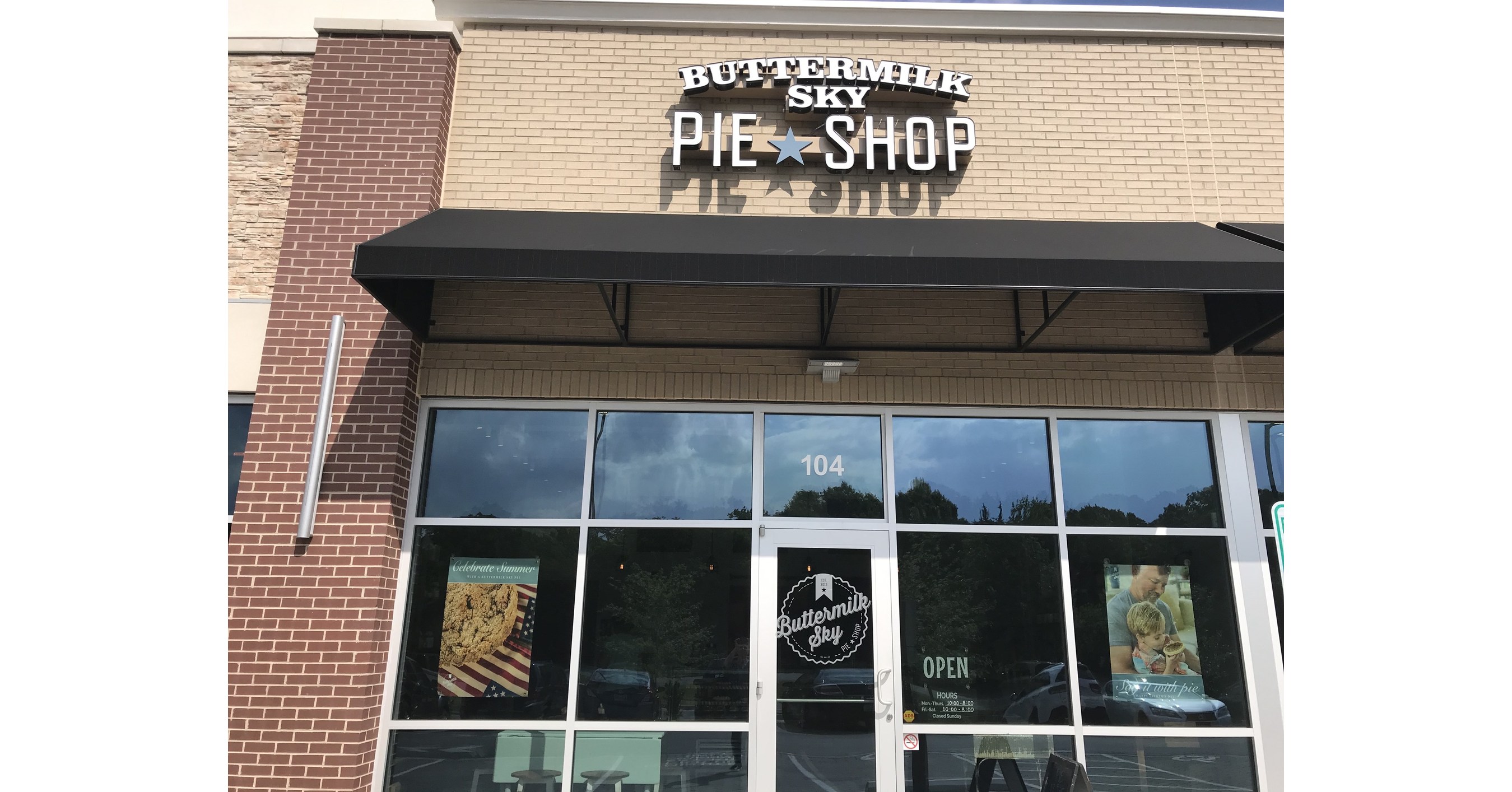 Buttermilk Sky Pie Franchise Owners, Chris & Ken Smith, Celebrate Grand