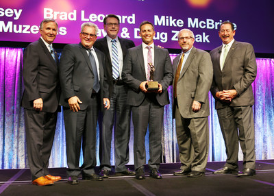 DIANA Award Presentation to Upsher-Smith. Left to right: John Gray (President and CEO of HDA), Mike Muzetras (Senior National Account Manager at Upsher-Smith), Mike McBride (VP Partner Relations at Upsher-Smith), Brad Leonard (Associate VP of National Accounts at Upsher-Smith), Dave Zitnak (National Accounts Associate VP at Upsher-Smith), Greg Drew (Chairman, HDA Board of Directors and President, Value Drug Company).