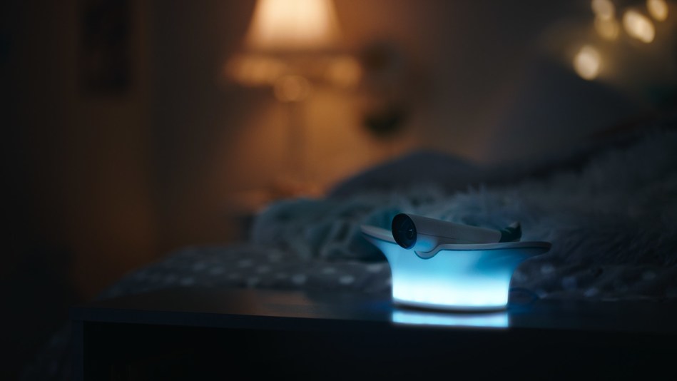 WestJet’s Flight Light is an innovative nightlight that lets business travellers and frequent fliers share their travel journey with their children (CNW Group/WESTJET, an Alberta Partnership)