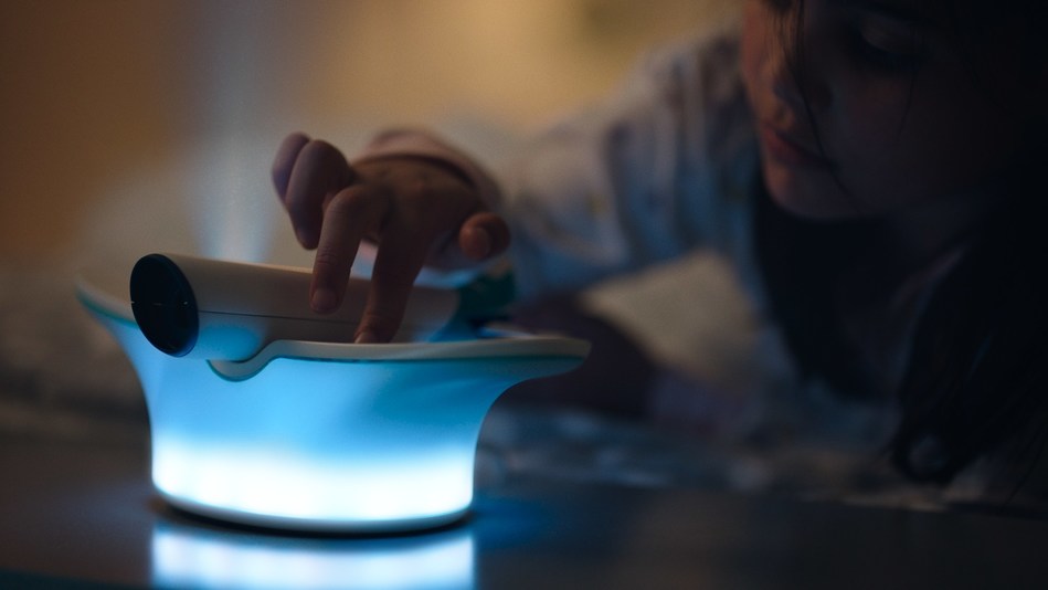 The Flight Light design takes inspiration from WestJet’s 787 Dreamliner and uses its colours and shape to create a fun and interactive device (CNW Group/WESTJET, an Alberta Partnership)