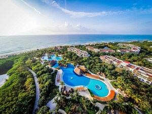 Valentin Imperial Riviera Maya Resort Makes an Impression on CBS The Amazing Race