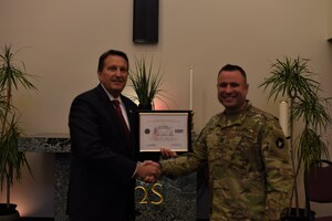 Walker Methodist's Scott Riddle Receives ESGR Patriot Award